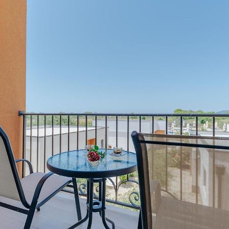 Imperial Resort Улцин Екстериор снимка