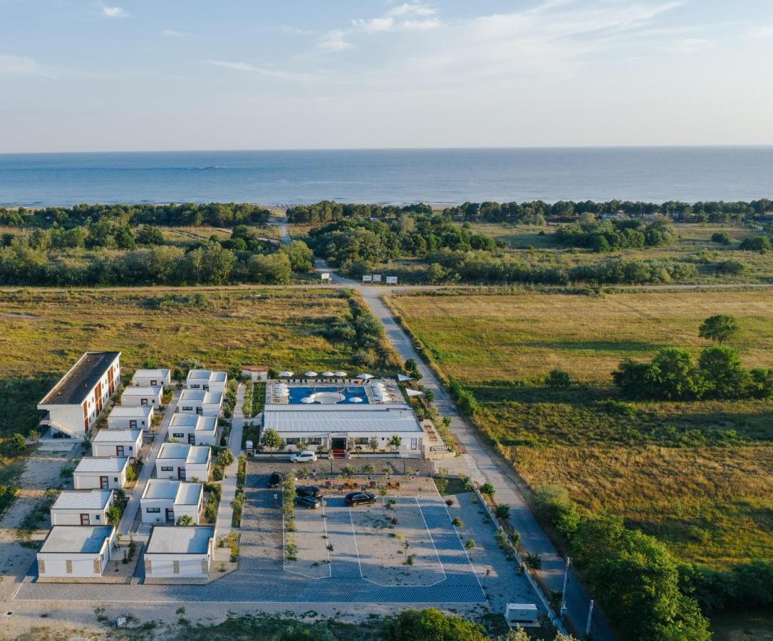 Imperial Resort Улцин Екстериор снимка